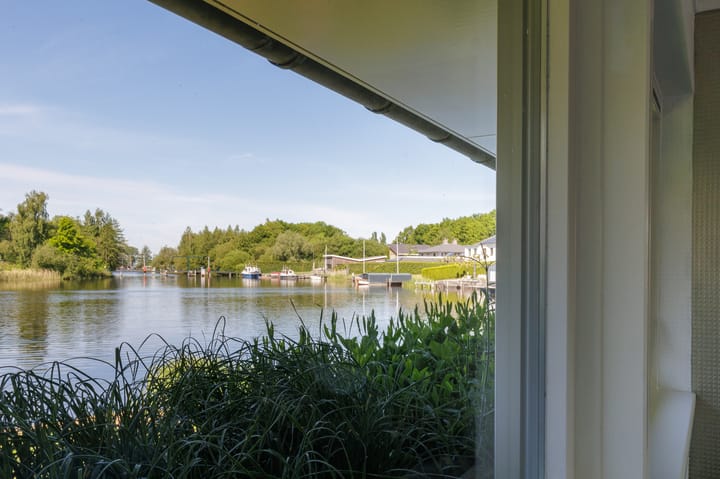 Photo 18 of Vechtlaan 12