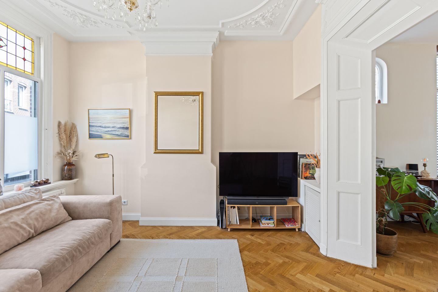 Photo 10 of Emmastraat 18