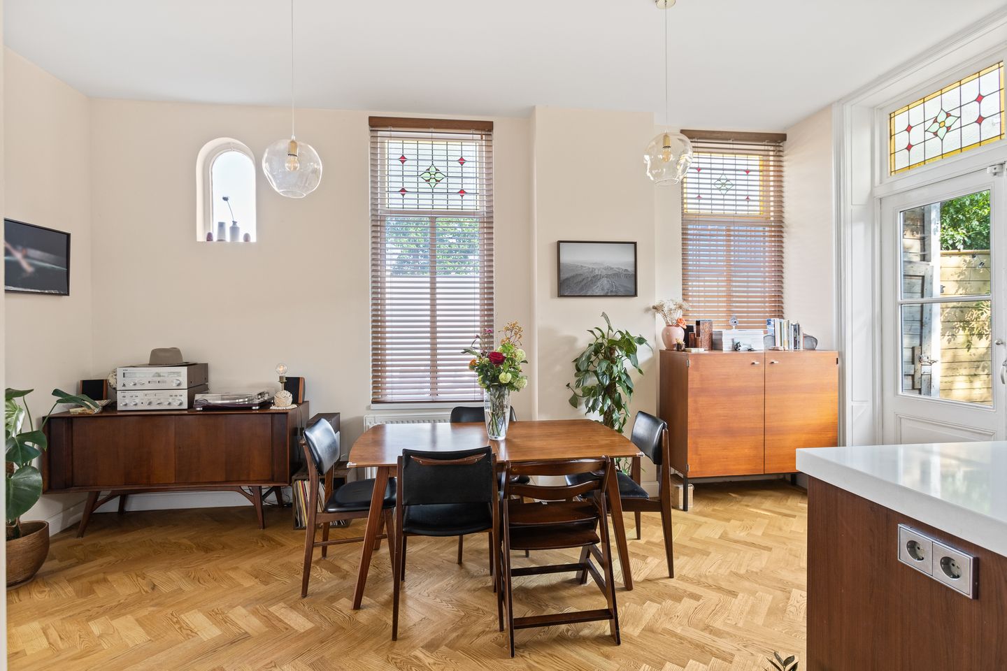 Photo 19 of Emmastraat 18