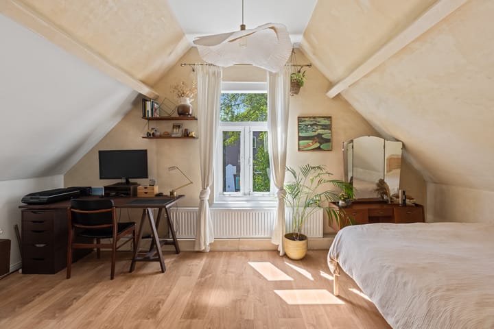 Foto 32 van Emmastraat 18