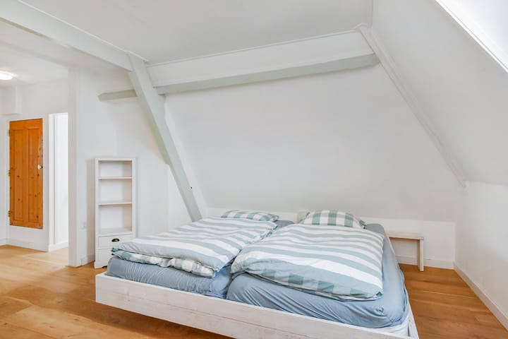 Foto 61 van Vijzelstraat 165