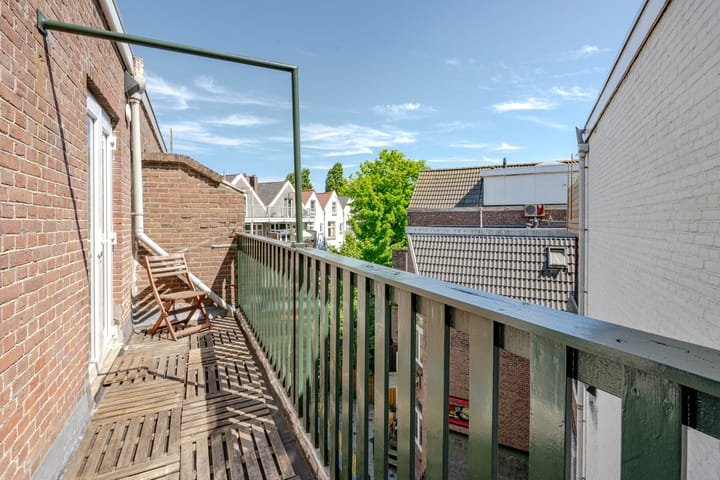 Photo 23 of Boergoensestraat 64-A