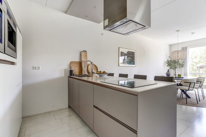 Foto 3 van Plein 1944 86-C