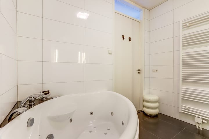 Foto 32 van Plein 1944 86-C