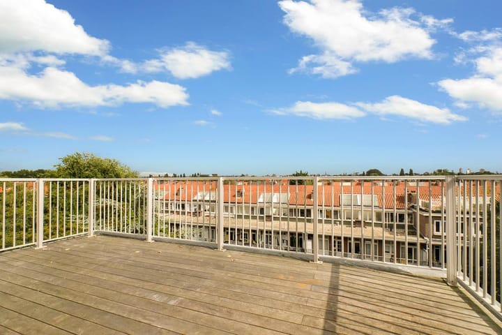 Foto 12 van Postjeskade 193-4