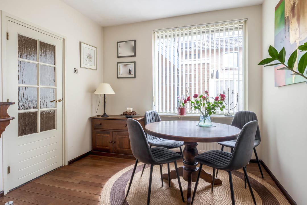 Foto 2 van Esdoornstraat 7