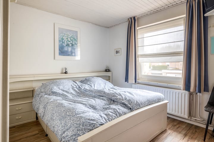 Foto 11 van Esdoornstraat 7