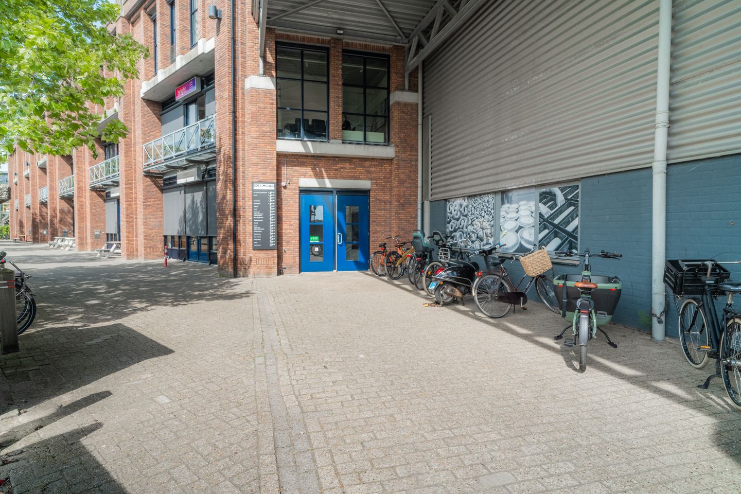 View photo 3 of Hendrik Figeeweg 3-G18