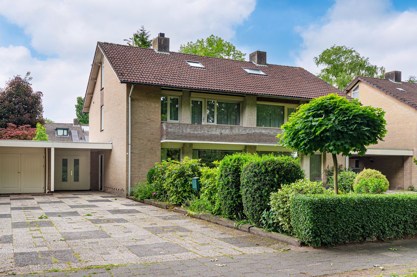 Zwembadweg 12 main image