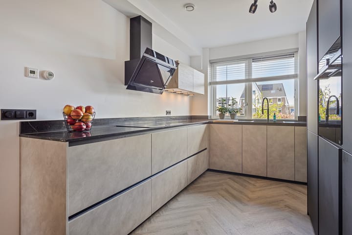 Foto 3 van Zwanenbloem 45