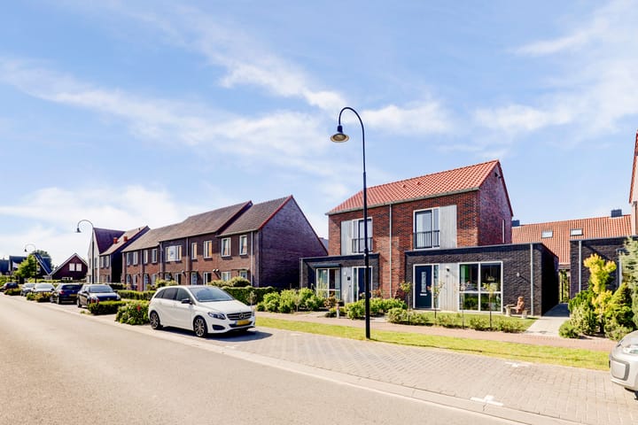 Foto 3 van Annie MG Schmidtsingel 38