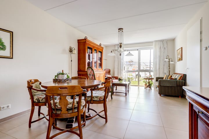 Photo 13 of Annie MG Schmidtsingel 38