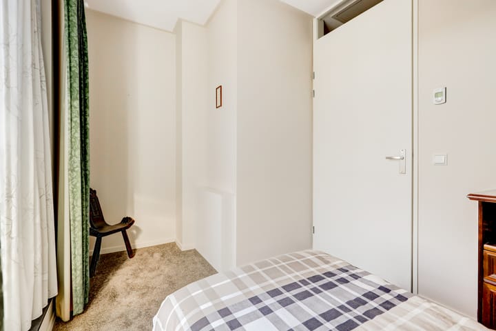 Photo 25 of Annie MG Schmidtsingel 38