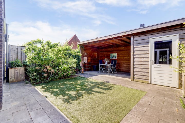 Photo 29 of Annie MG Schmidtsingel 38