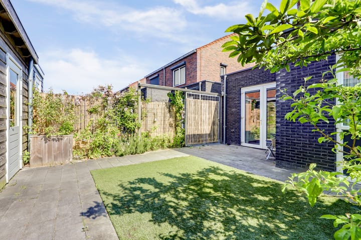 Photo 32 of Annie MG Schmidtsingel 38