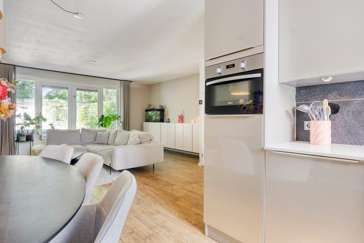 Foto 15 van Pavanestraat 118