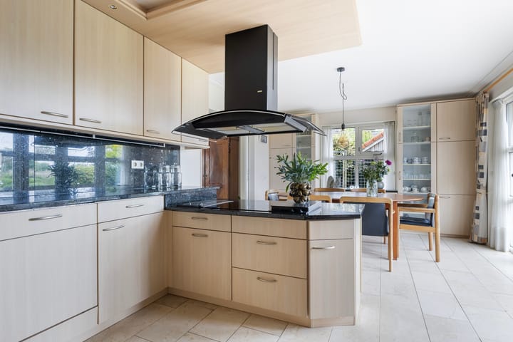 Photo 10 of Wallinga's-trije 12