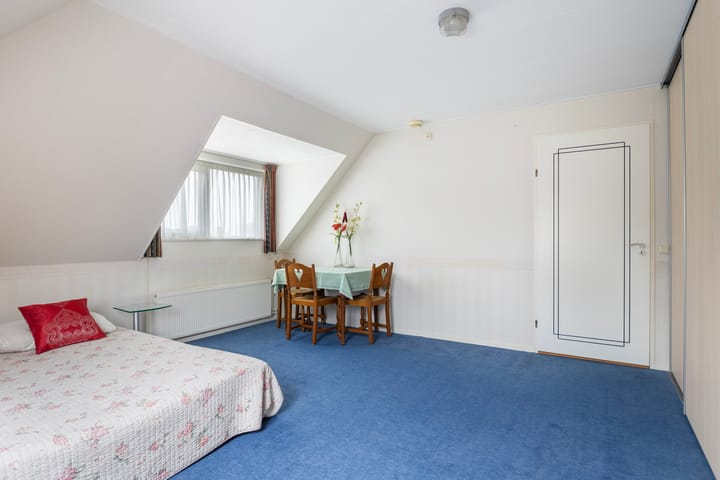 Photo 33 of Wallinga's-trije 12