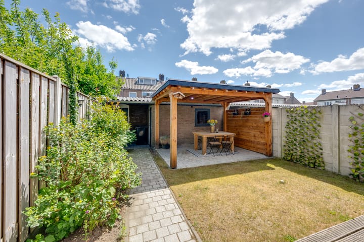 Foto 28 van Maerlantstraat 23