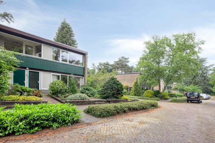 Foto 2 van Brederodestraat 7