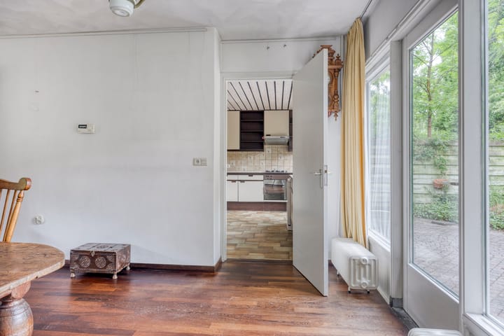 Foto 11 van Brederodestraat 7