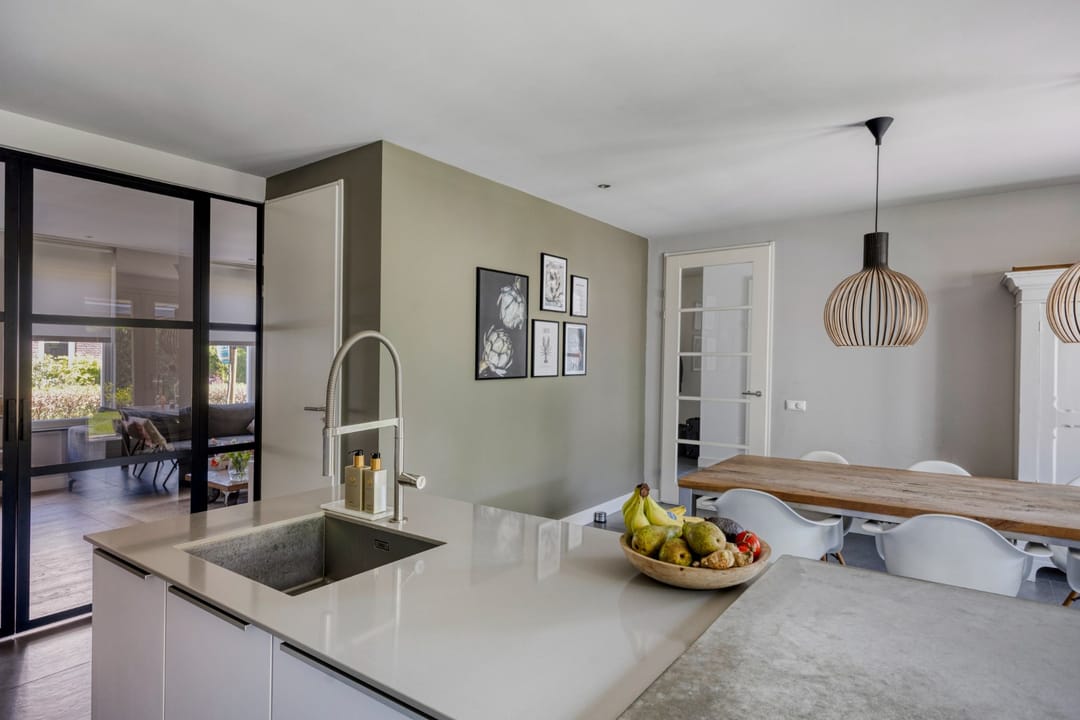 Foto 11 van Olievlas 11