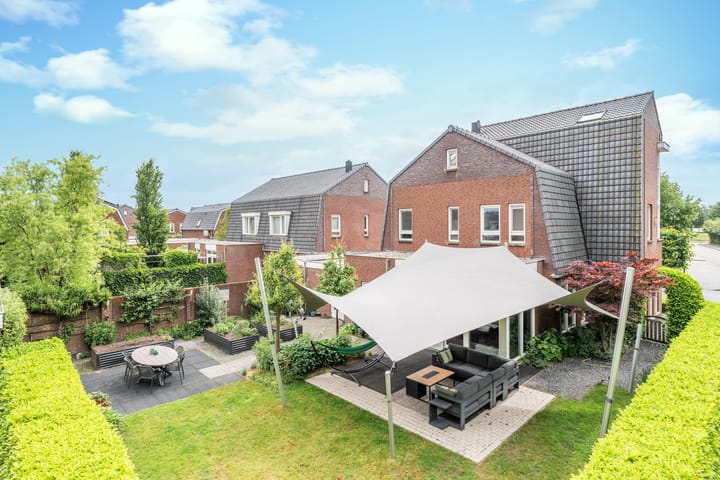 Foto 3 van Pastoor Klessensstraat 1