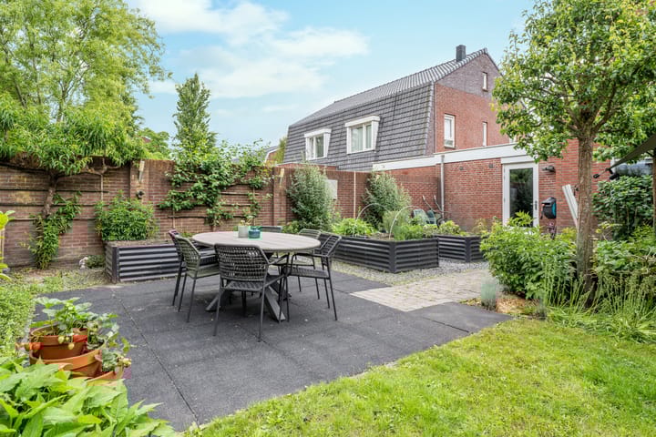 Foto 43 van Pastoor Klessensstraat 1