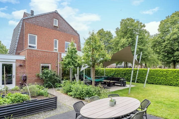 Foto 45 van Pastoor Klessensstraat 1