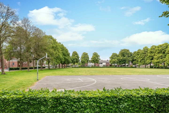 Foto 48 van Pastoor Klessensstraat 1