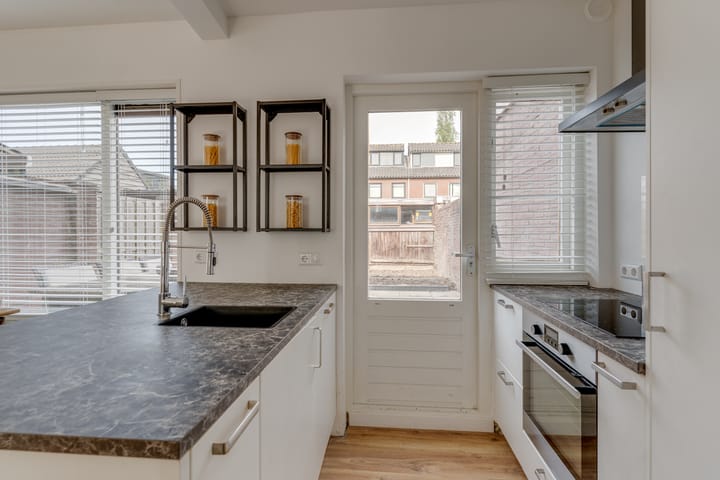 Foto 11 van Reinoud III-straat 13