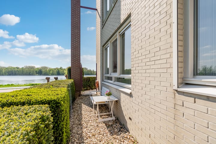 Foto 36 van Fellinilaan 144