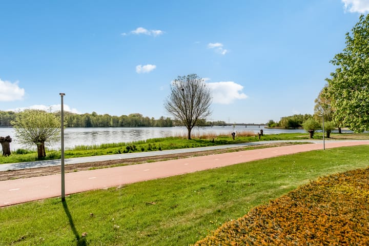 Foto 47 van Fellinilaan 144