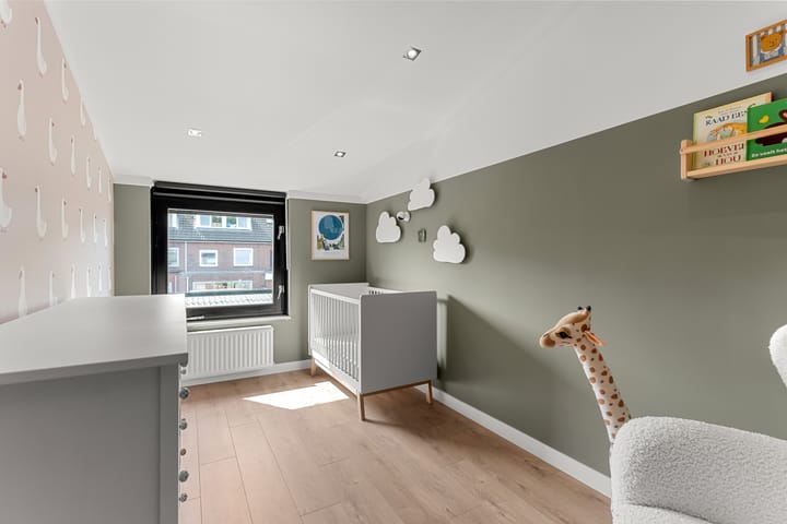 Photo 24 of Brancusistraat 22