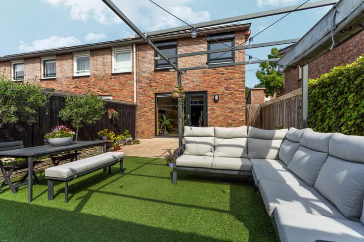 Photo 43 of Brancusistraat 22