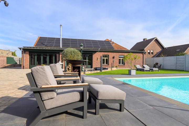 Photo 35 of Kerkstraat 14