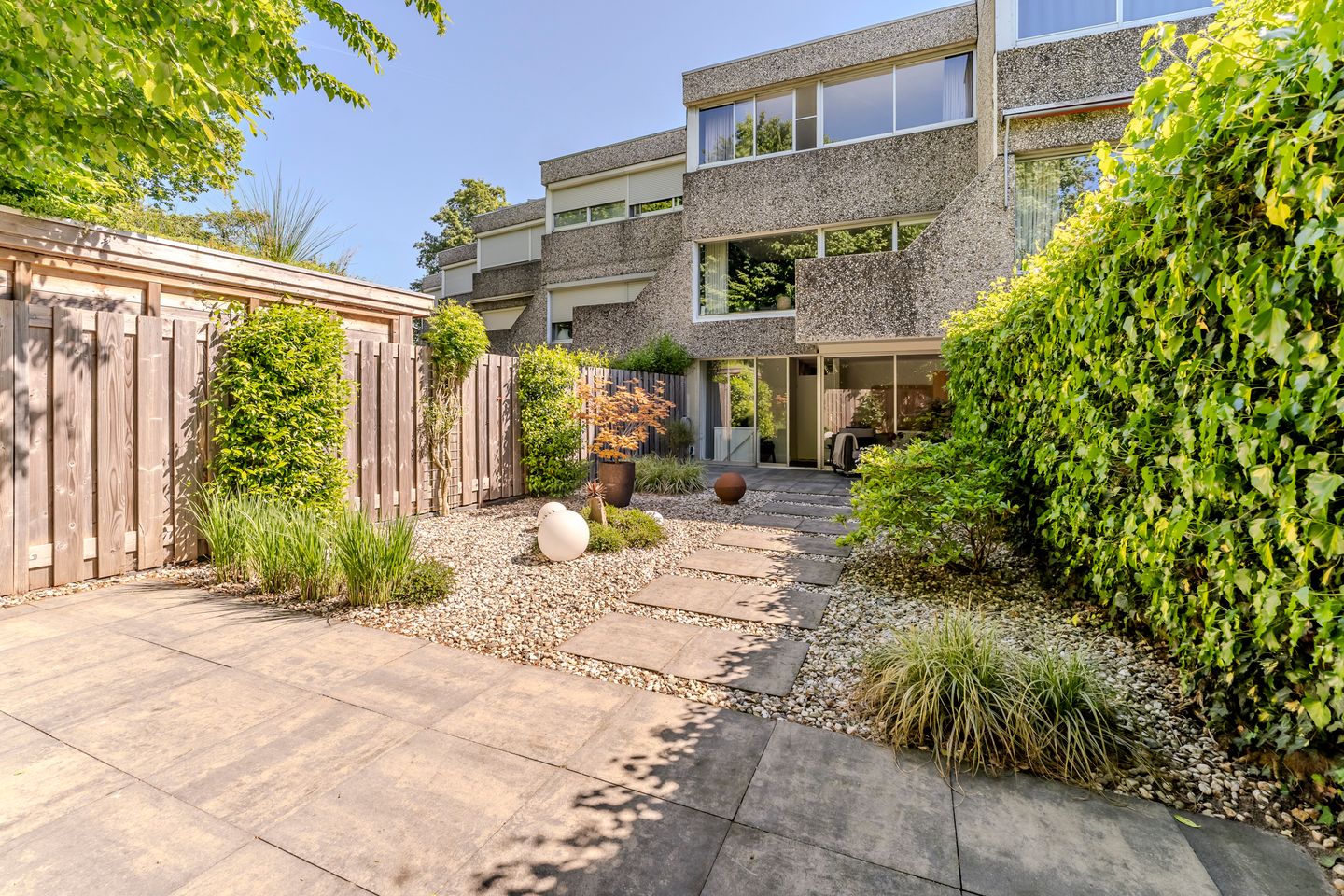 Photo 40 of Essex 19