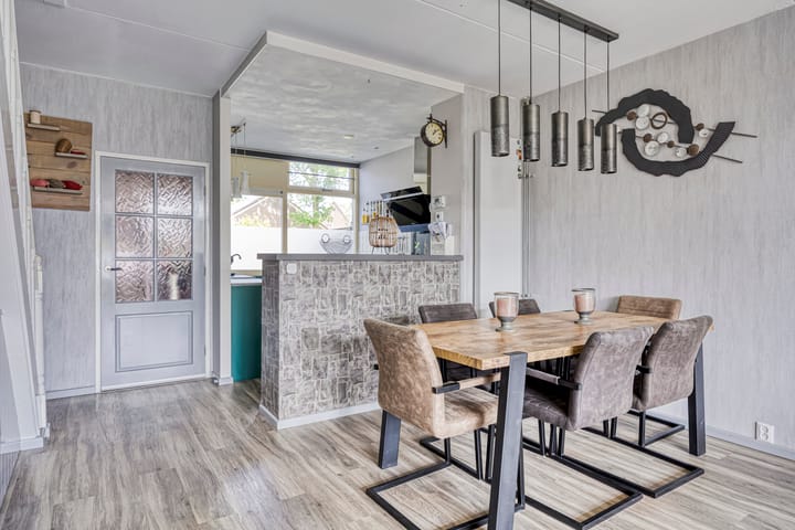 Photo 3 of Volkersweg 30