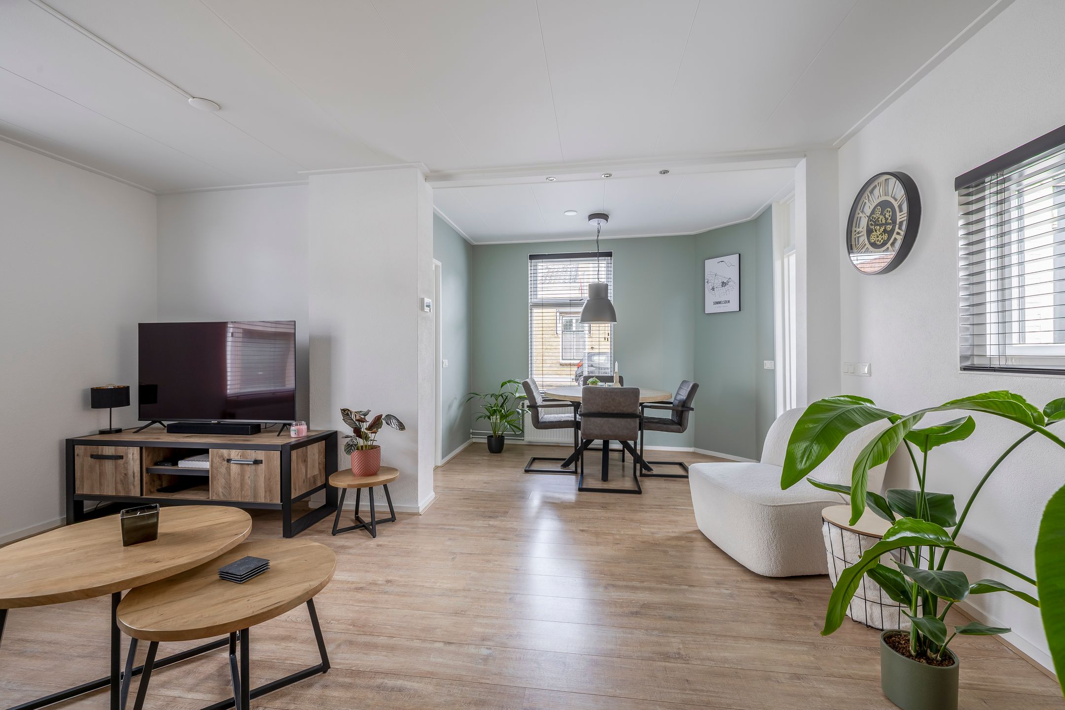 Photo 12 of Oostelijke Achterweg 30