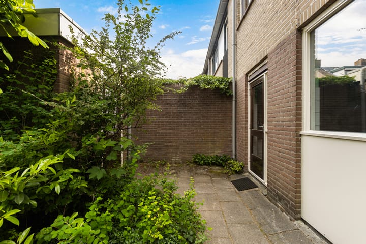 Foto 37 van Domela Nieuwenhuisstraat 14