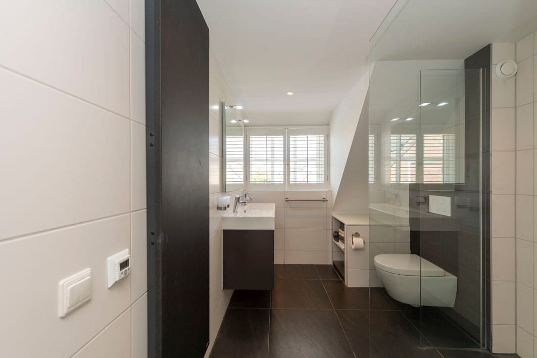 Foto 28 van Weegbree 32