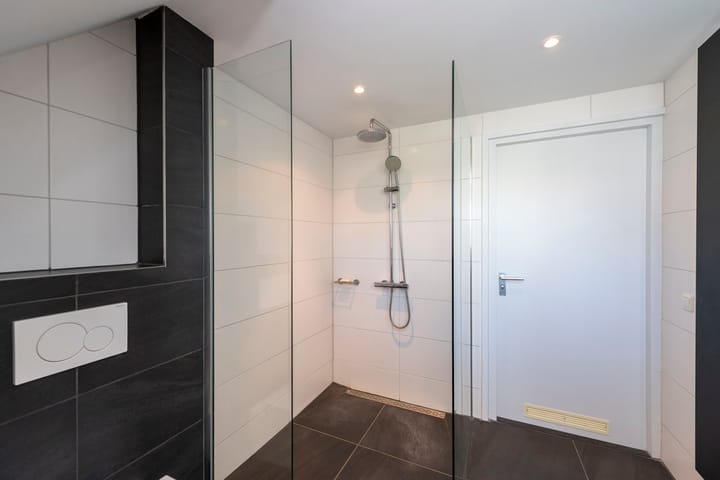 Foto 29 van Weegbree 32