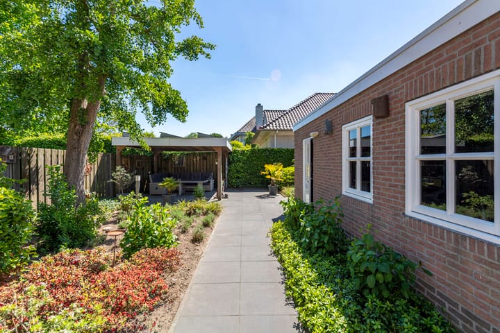 Foto 34 van Weegbree 32