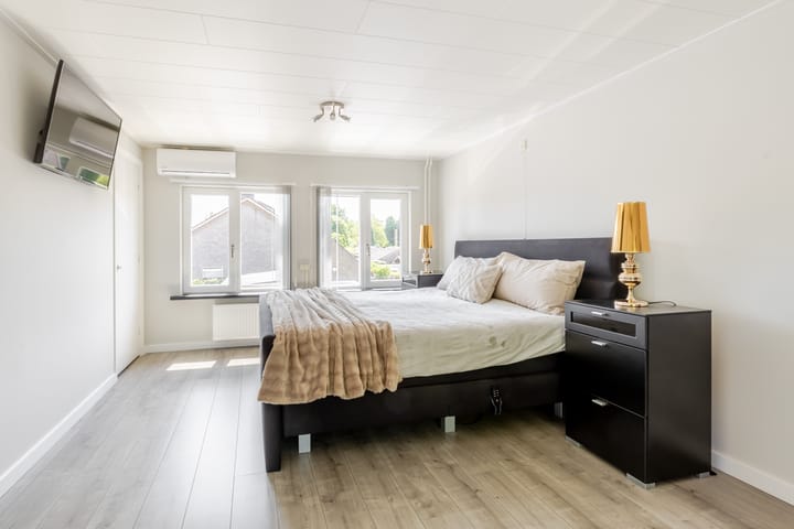 Foto 13 van Vincent van Goghstraat 1