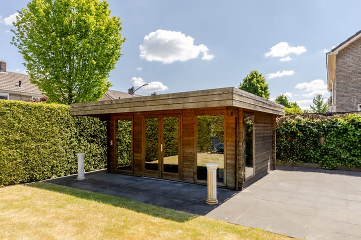 Foto 34 van Vincent van Goghstraat 1