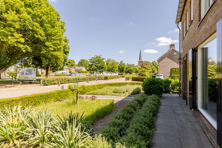 Foto 39 van Vincent van Goghstraat 1