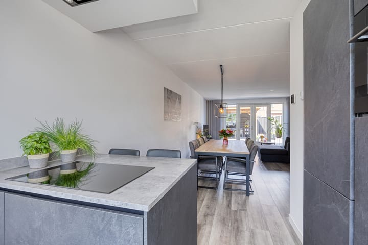 Foto 15 van Honingbes 42