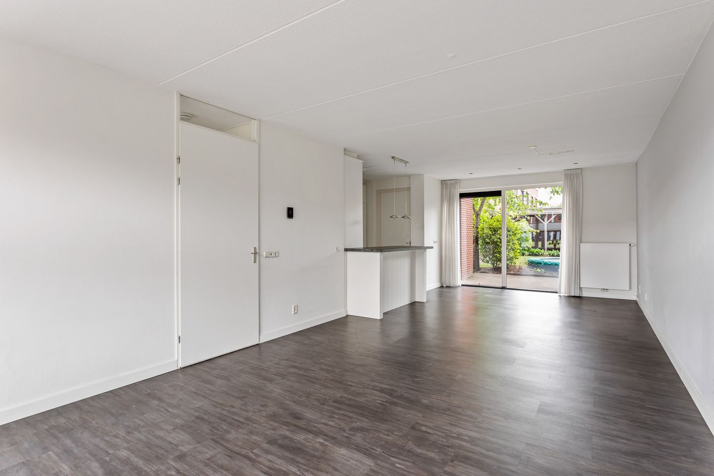 Photo 4 of Kokerjuffer 22