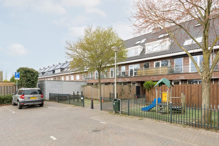 Foto 33 van Paardenbloemsingel 73