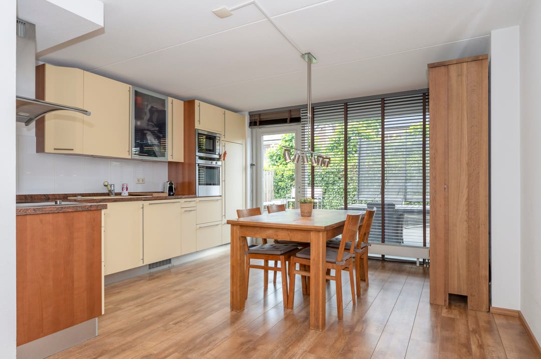 Foto 13 van Erasmusstraat 6